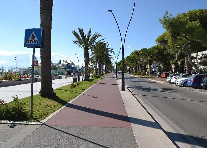 Отель Radar Розето-дельи-Абруцци